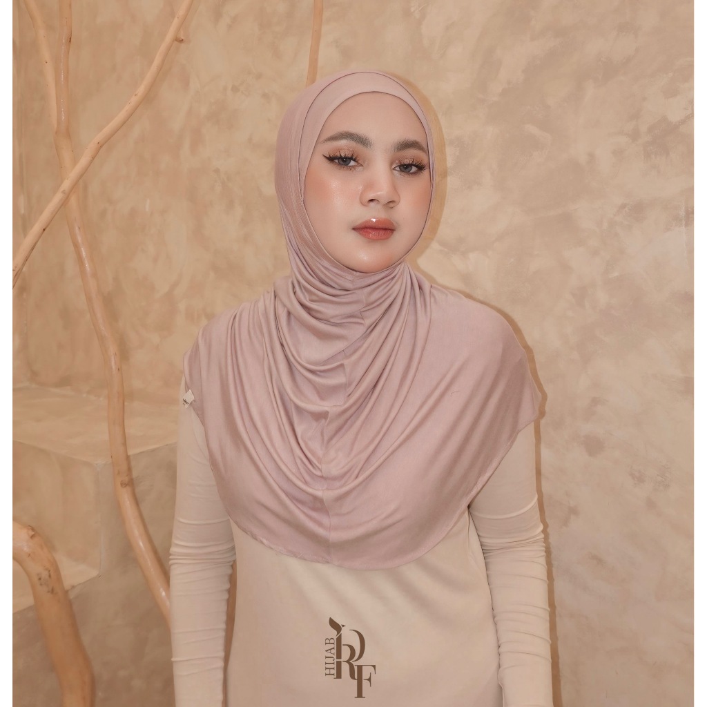 Bergo Janna warna Blush Pink