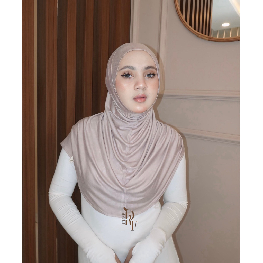 Bergo Janna warna Coksu
