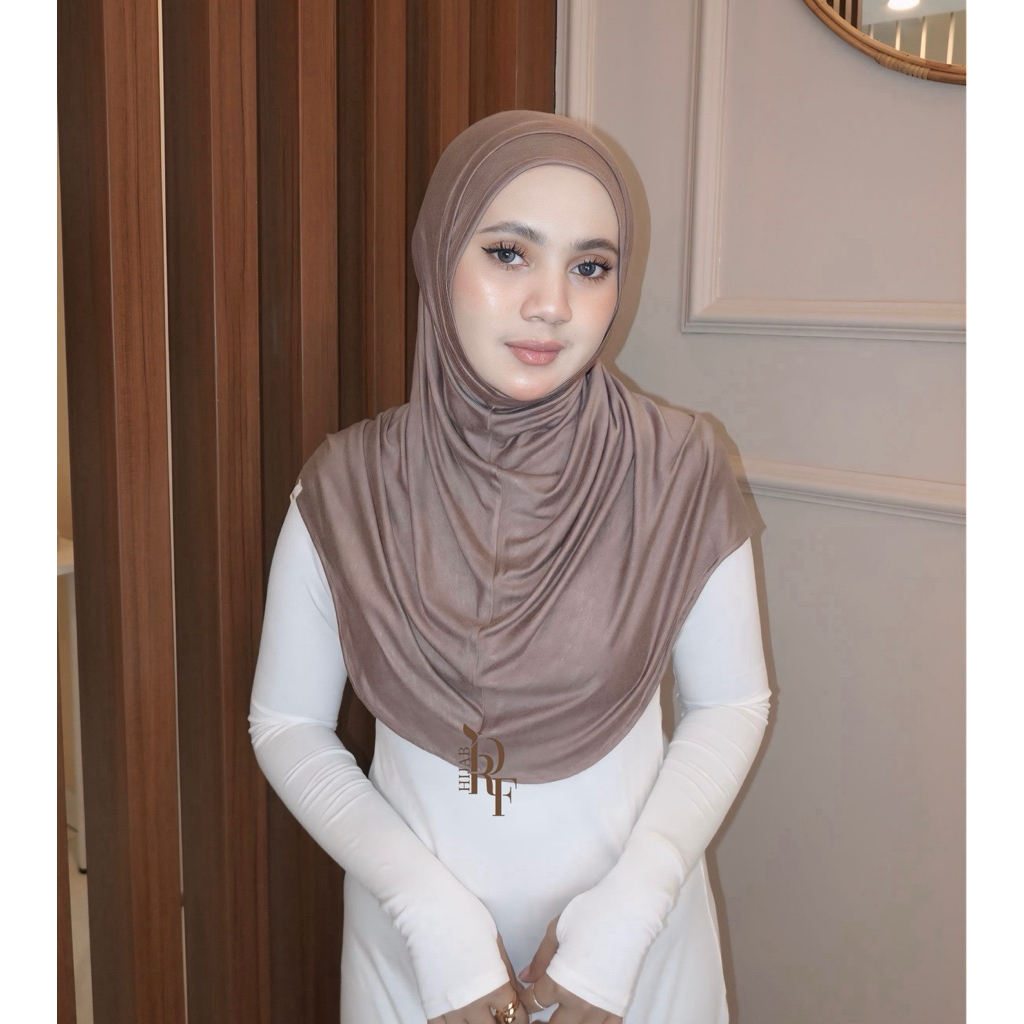 Bergo Janna warna Taupe