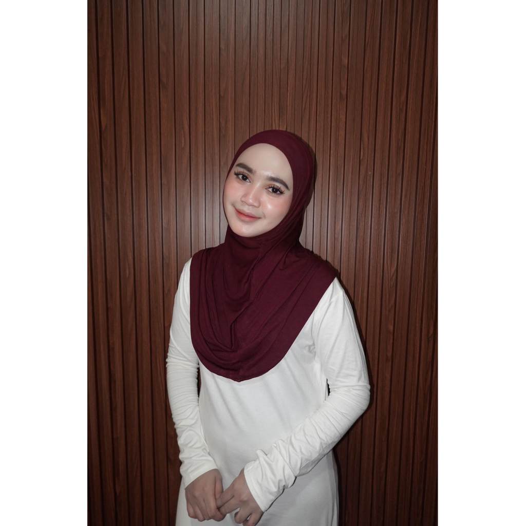 Bergo Janna warna Wine