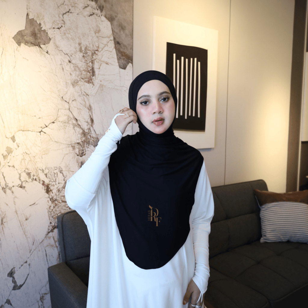 Bergo Marwa warna Black