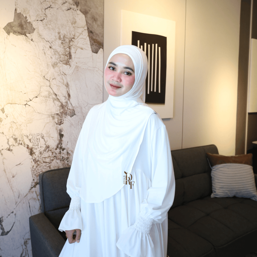 Bergo Marwa warna Broken White